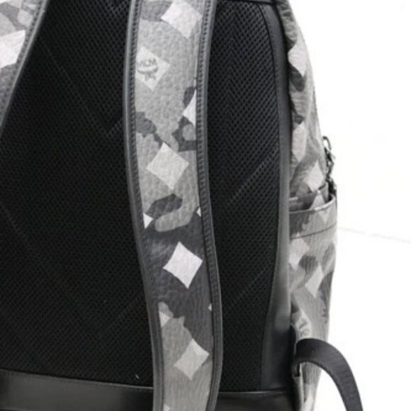 MCM Stark Munich Lion Camo Print Backpack - Gray/Black/White main image 12